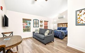 Sea Cottages Of Amelia